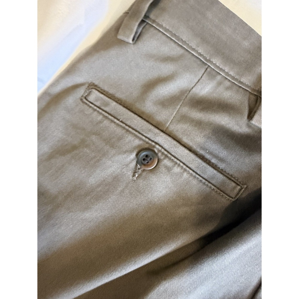 Dockers Easy Khaki Pants Mens 32x34 Gray Straight Fit Stretch No Wrinkles NWT - Picture 11 of 11